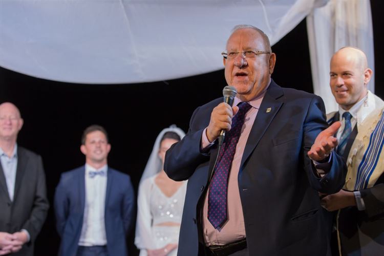 במעמד החופה: המחווה המרגשת של האח שנפצע ב'צוק איתן' 3