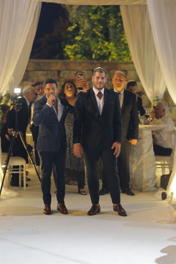 הרגע המרגש של שי הרשקוביץ (צילום: ג'ינג'ר צלמים)