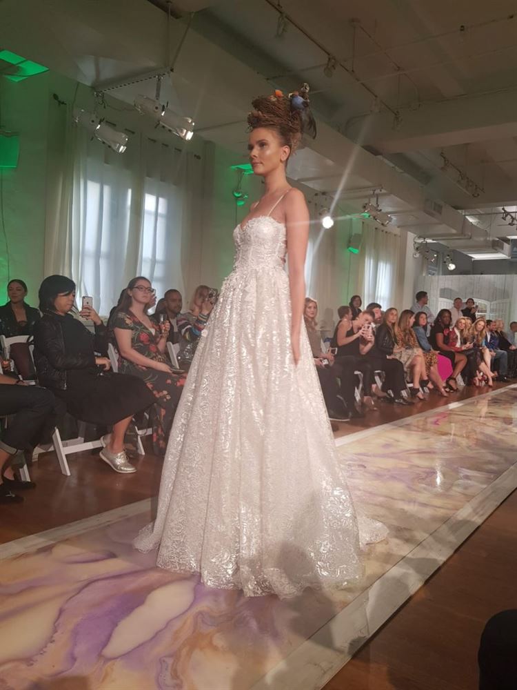 הכי לוהטת בניו יורק: תצוגת האופנה של דני מזרחי 12