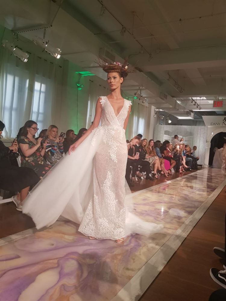 הכי לוהטת בניו יורק: תצוגת האופנה של דני מזרחי 24