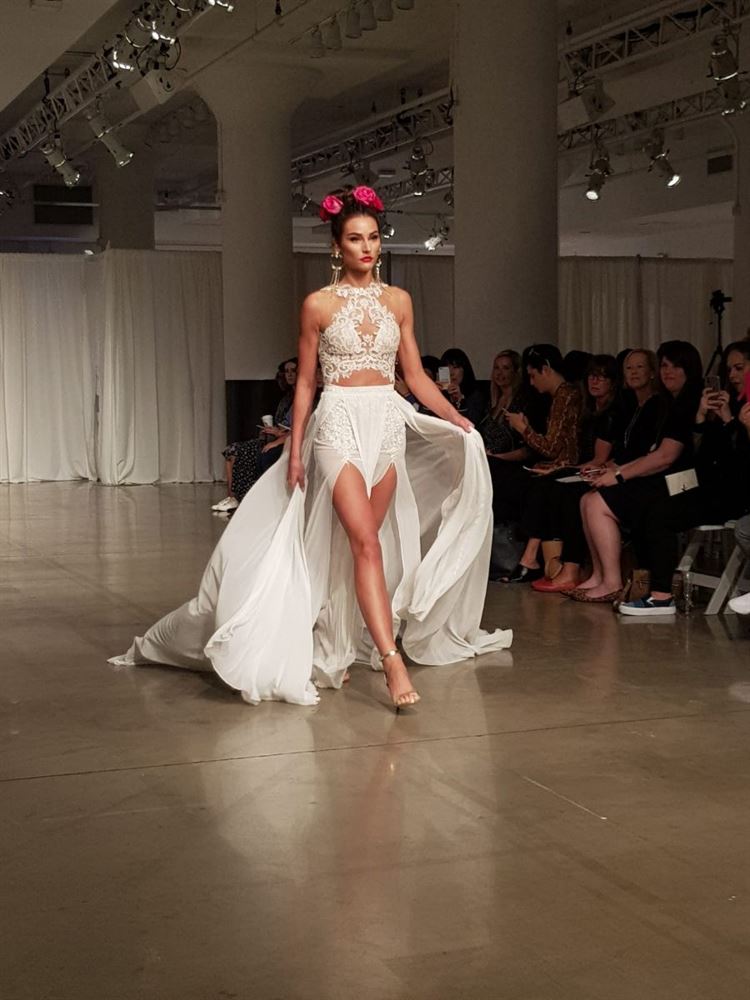 לא מפסיקה להפתיע: ג'ולי וינו בניו יורק 3