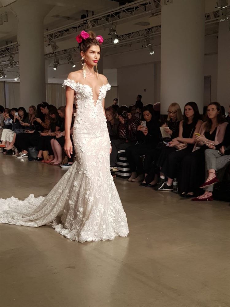 לא מפסיקה להפתיע: ג'ולי וינו בניו יורק 20