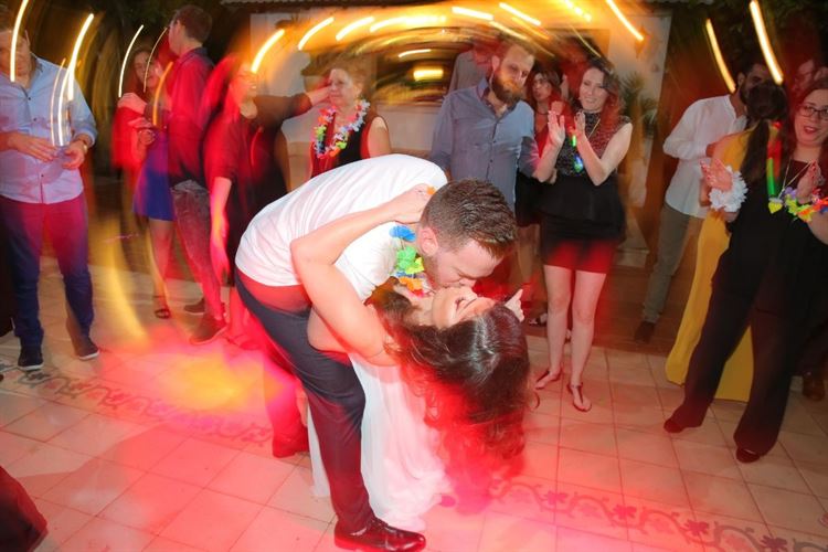 האקס של הבסט: אהבה זה כל הסיפור 21