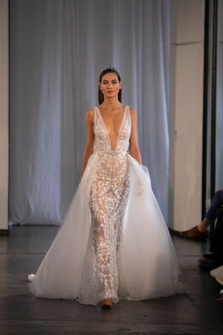 צפו: נטע אלחמיסטר בשבוע האופנה לכלות בניו יורק 12