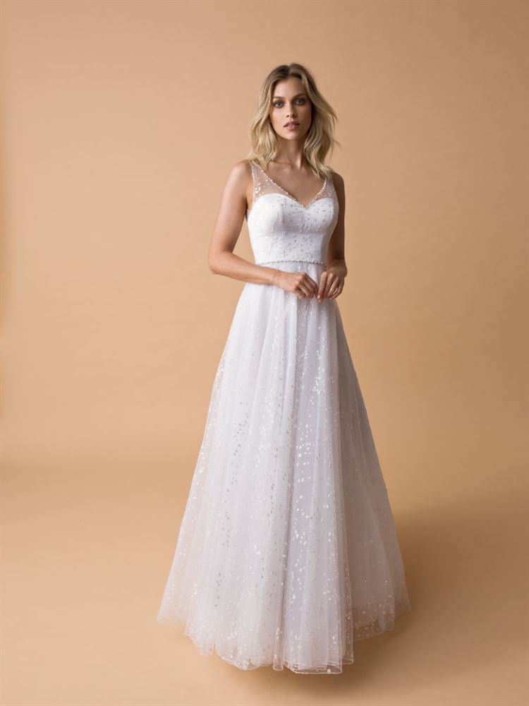 New York Glam: השמלות הכי מנצנצות בשבוע האופנה לכלות 9