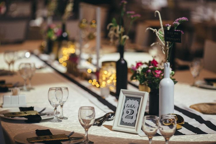 מבית היוצר של דיסני: חתונה בקונספט של בת הים הקטנה 15