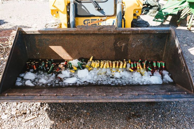 פסטיבל של אהבה: חתונת השטח הכי צבעונית שתכירו 23