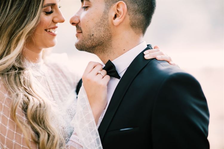 לילה באיביזה: מסיבת חתונה בווליום גבוה 6