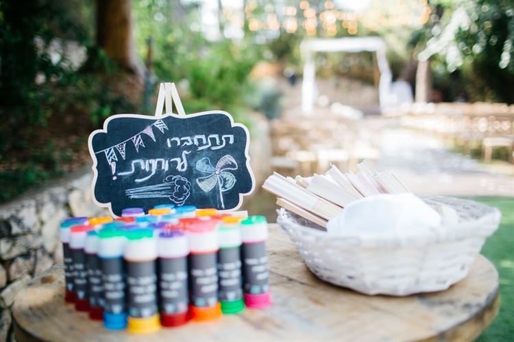 מים צוננים באמצע המדבר: הסיפור שישאיר אתכם צמאים לעוד 18