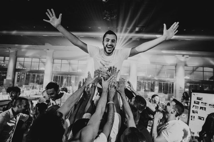 החתן ששבר את שיאי הקלישאות עוד לפני הדייט הראשון 26