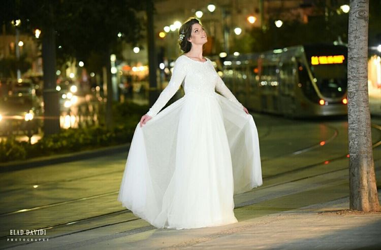 השילוב המדויק בין צניעות וסטייל בשמלות כלה 9