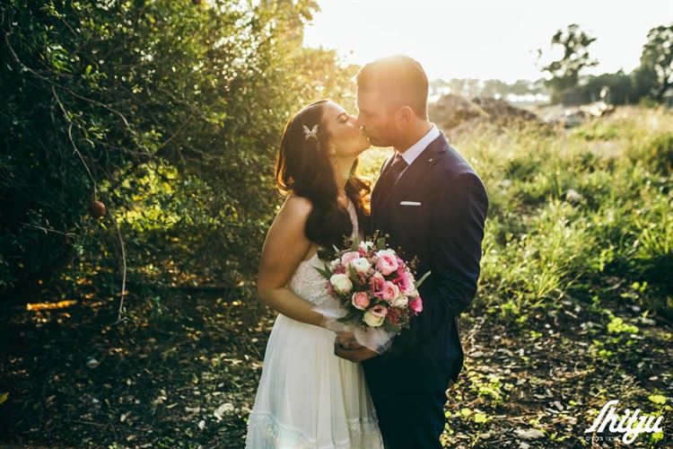 במעמד החופה: הזוג הבא עשה את המחווה הכי מרגשת שתראו 12