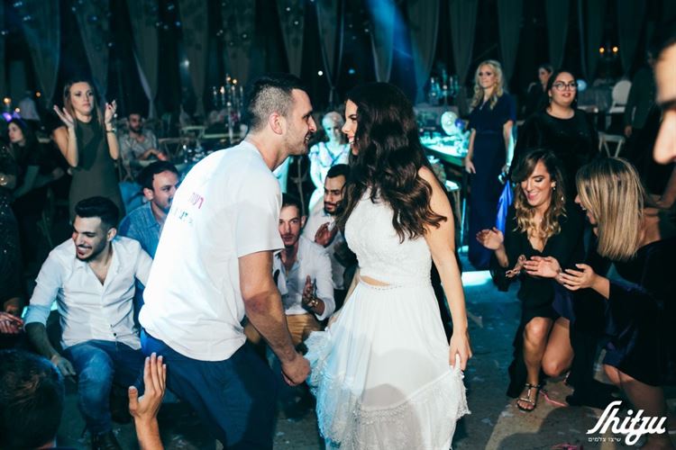 במעמד החופה: הזוג הבא עשה את המחווה הכי מרגשת שתראו 21