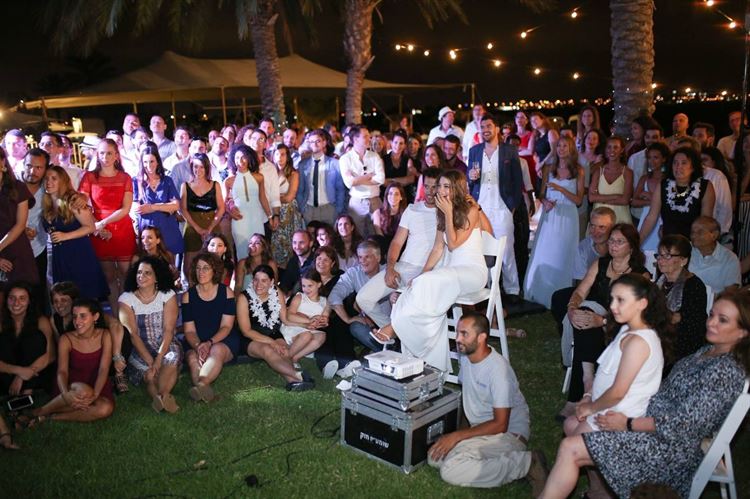 עד קצה הזריחה: סיפור אהבה חוצה יבשות 42