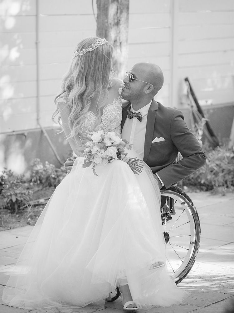 אופס: בקבוק השמפניה שהרס את ההצעה 9