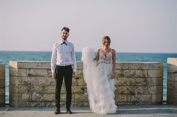 בהחלט אחת מהשמלות המרשימות שנתקלנו בהן (צילום: עדי פהר)