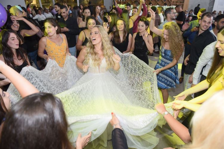 החתן שניבא את העתיד כבר בגיל התיכון 3