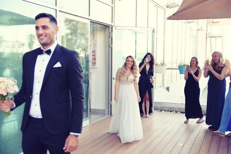 החתן שניבא את העתיד כבר בגיל התיכון 11