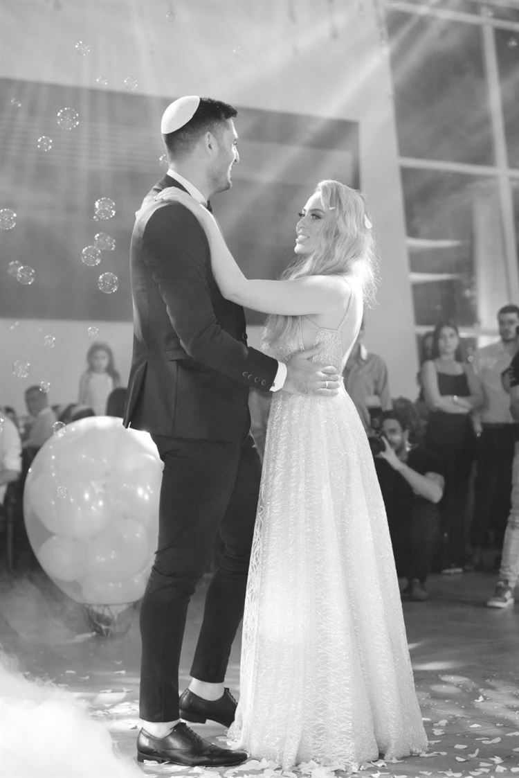 החתן שניבא את העתיד כבר בגיל התיכון 22