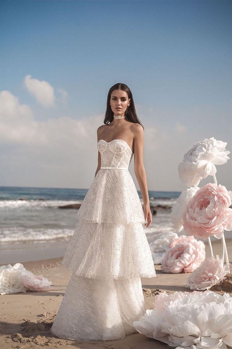 לא להתפזר: התסרוקות הטרנדיות לכלות של 2019 8