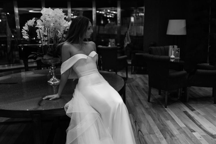 ואל שמלתך תשוקתך: דימיטריוס דליה בקטלוג 2019 15