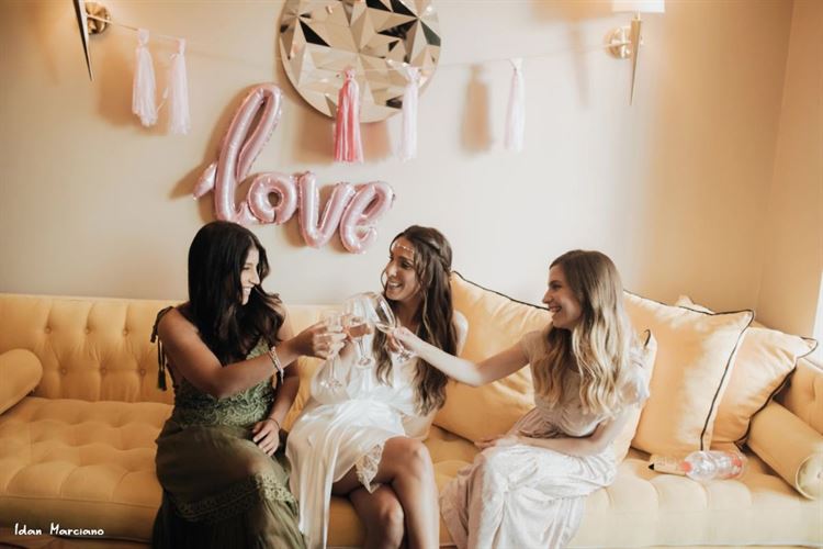 סיכוי לאהבה: כשהחברים הכי טובים הופכים לחתן וכלה 10