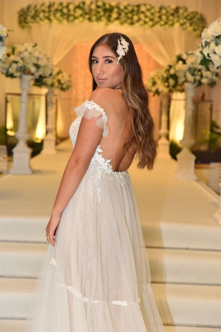 הכלה שהלכה לתקן טלפון שבור ויצאה עם לב שלם 3