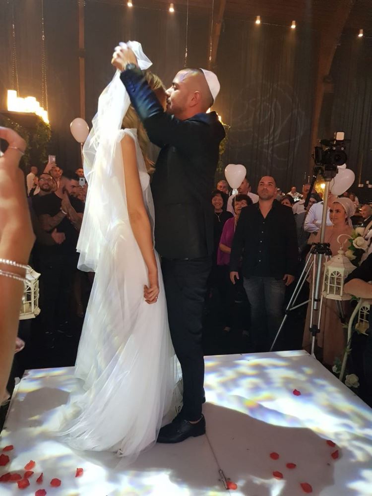 מפרידה לחתונה: "הבנו שנועדנו להיות ביחד" 11