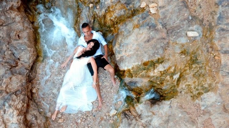 מהניידת לחופה: הצעת נישואים (כמעט) באזיקים 14