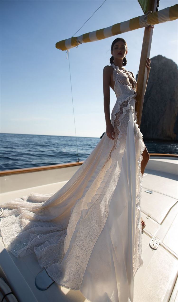 הישר מהמסלולים: שמלות הכלה הטרנדיות לשנת 2019 12