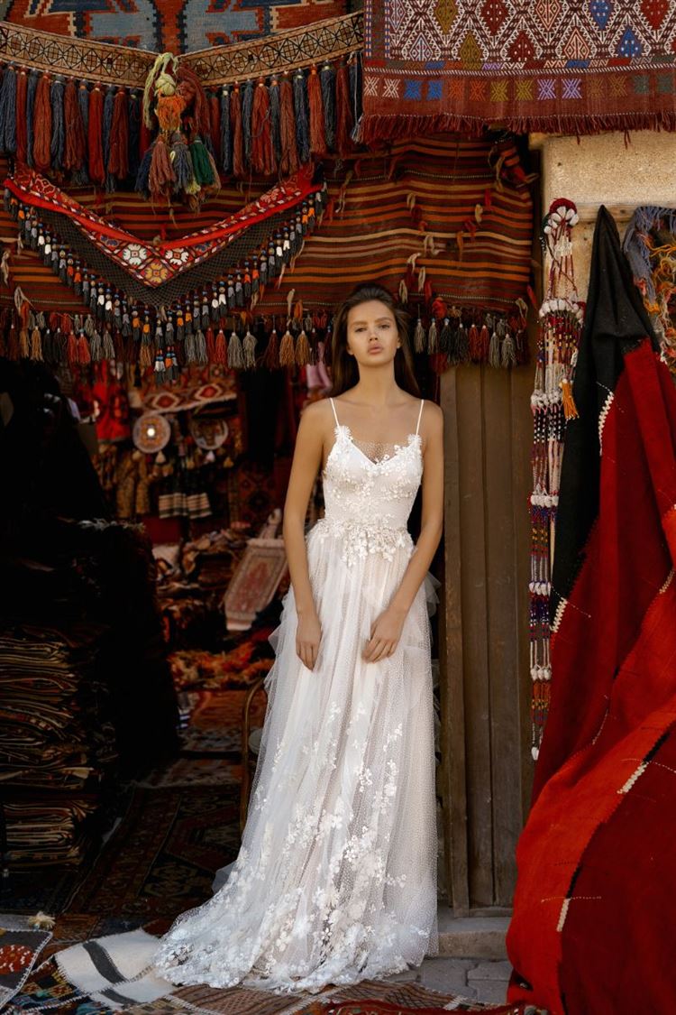 חזקה בעולם האופנה: ההישג הגדול של ליז מרטינז 9