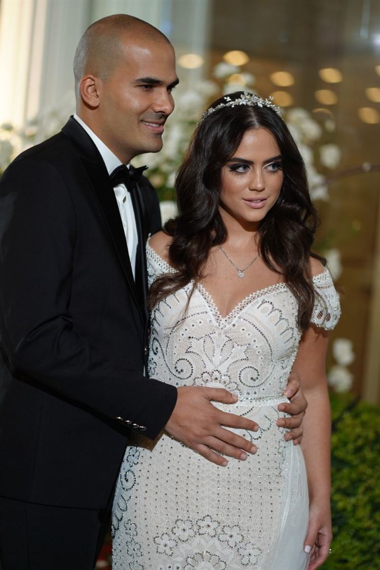 האם לינור אברג'יל עושה הסבה לשדכנית? 13