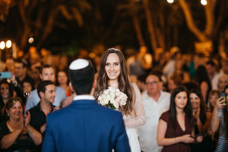 הכול לטובה: הכלה שפספסה אוטובוס וזכתה באהבה 19