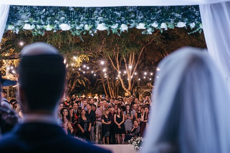 הכול לטובה: הכלה שפספסה אוטובוס וזכתה באהבה 22