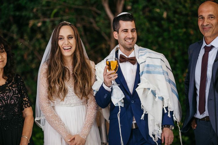 הכול לטובה: הכלה שפספסה אוטובוס וזכתה באהבה 23