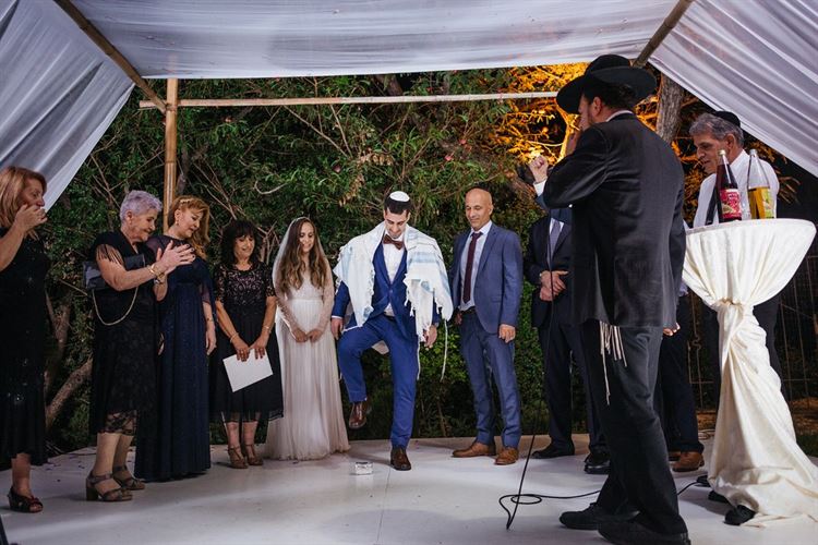 הכול לטובה: הכלה שפספסה אוטובוס וזכתה באהבה 24