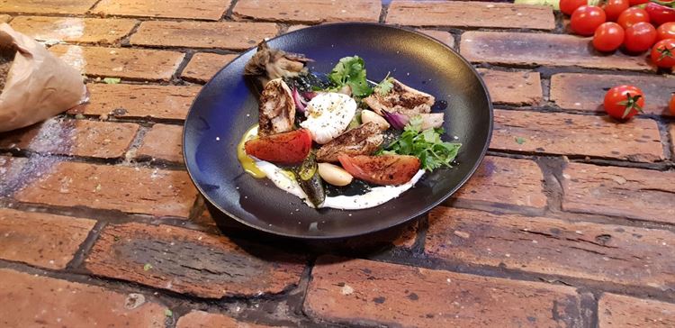 סילבסטר בנסיה: הצצה אל החתונה הנוצצת של השנה 8