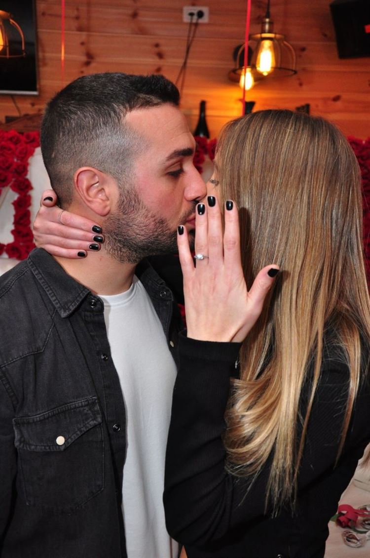 Business Or Pleasure: הקשר העסקי שהפך לסיפור אהבה 5