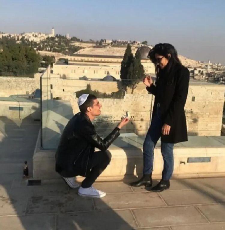 הפדיחה המשעשעת של קותי סבג בהצעת הנישואים 2