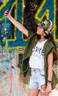 בראשית צילום