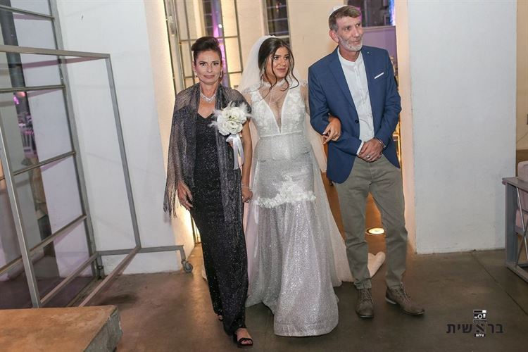 ידידים פלוס: החברים הטובים שנתנו צ'אנס לאהבה 11