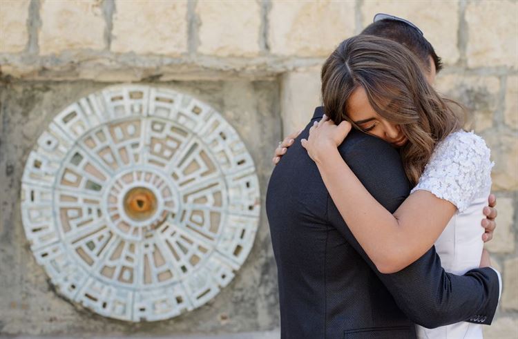 איך נראית חתונה של דוגמנית שחיה ונושמת אופנה? 8