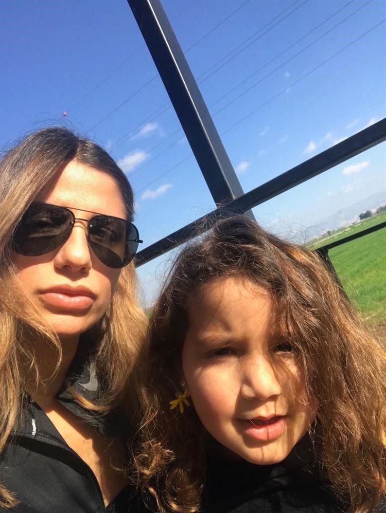 מעצבים את דור העתיד: אמהות ואבות באופנת הכלות 6