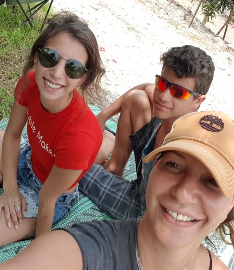 מעצבים את דור העתיד: אמהות ואבות באופנת הכלות 9