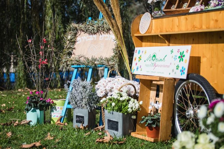 על צבע וטבע: הטרנדים הבולטים לעמדת שזירה לחתונה 5