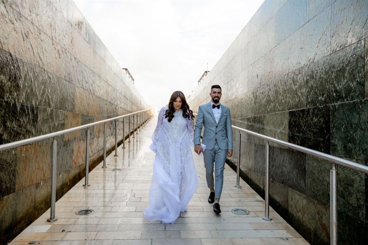 יותר משחשבתם: לא תנחשו כמה זמן הזוג הבא היה מאורס 2