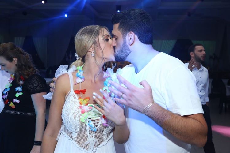 שוק: הכירה בחור בפייסבוק ואז גילתה את הדבר המפתיע הבא 15