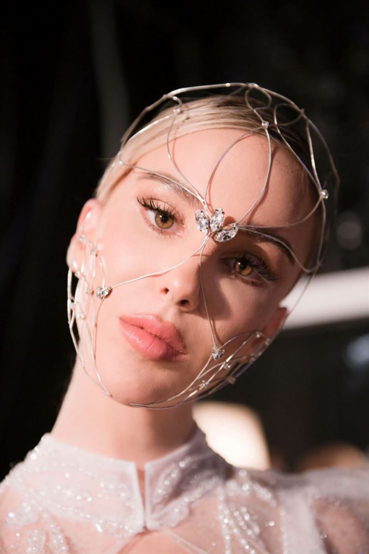 המעצבת הצעירה שמסתמנת כהבטחה בעולם הכלות 6