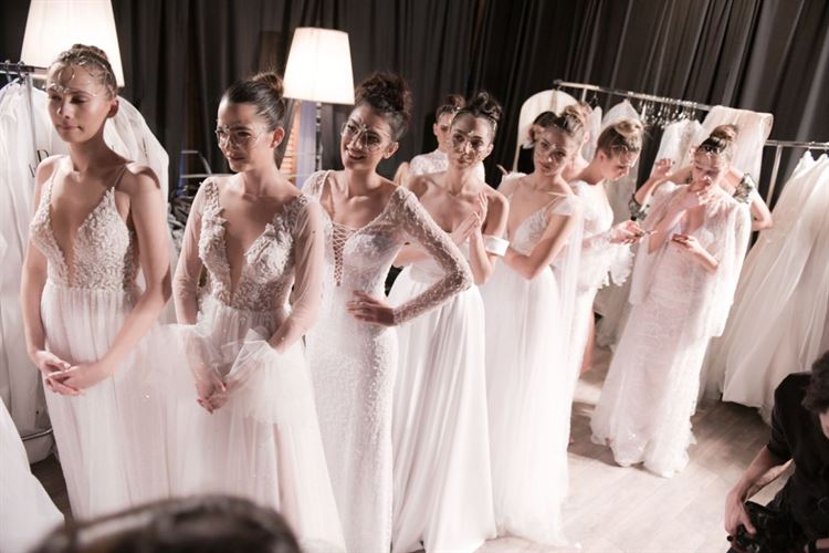 המעצבת הצעירה שמסתמנת כהבטחה בעולם הכלות 8