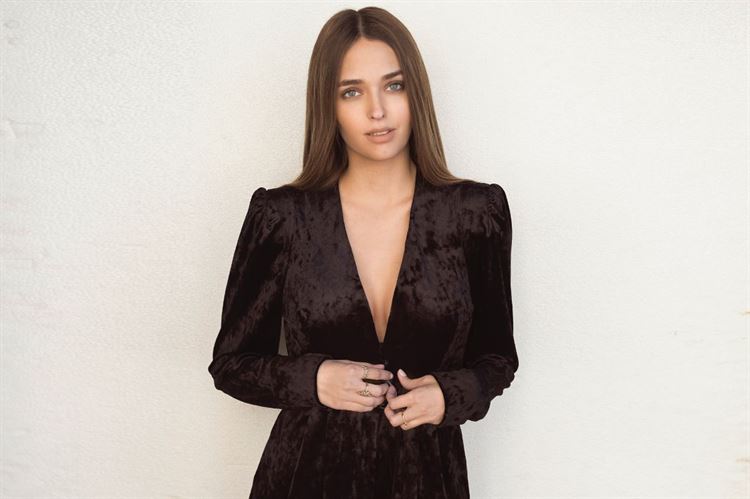 המעצבת הצעירה שמסתמנת כהבטחה בעולם הכלות 4